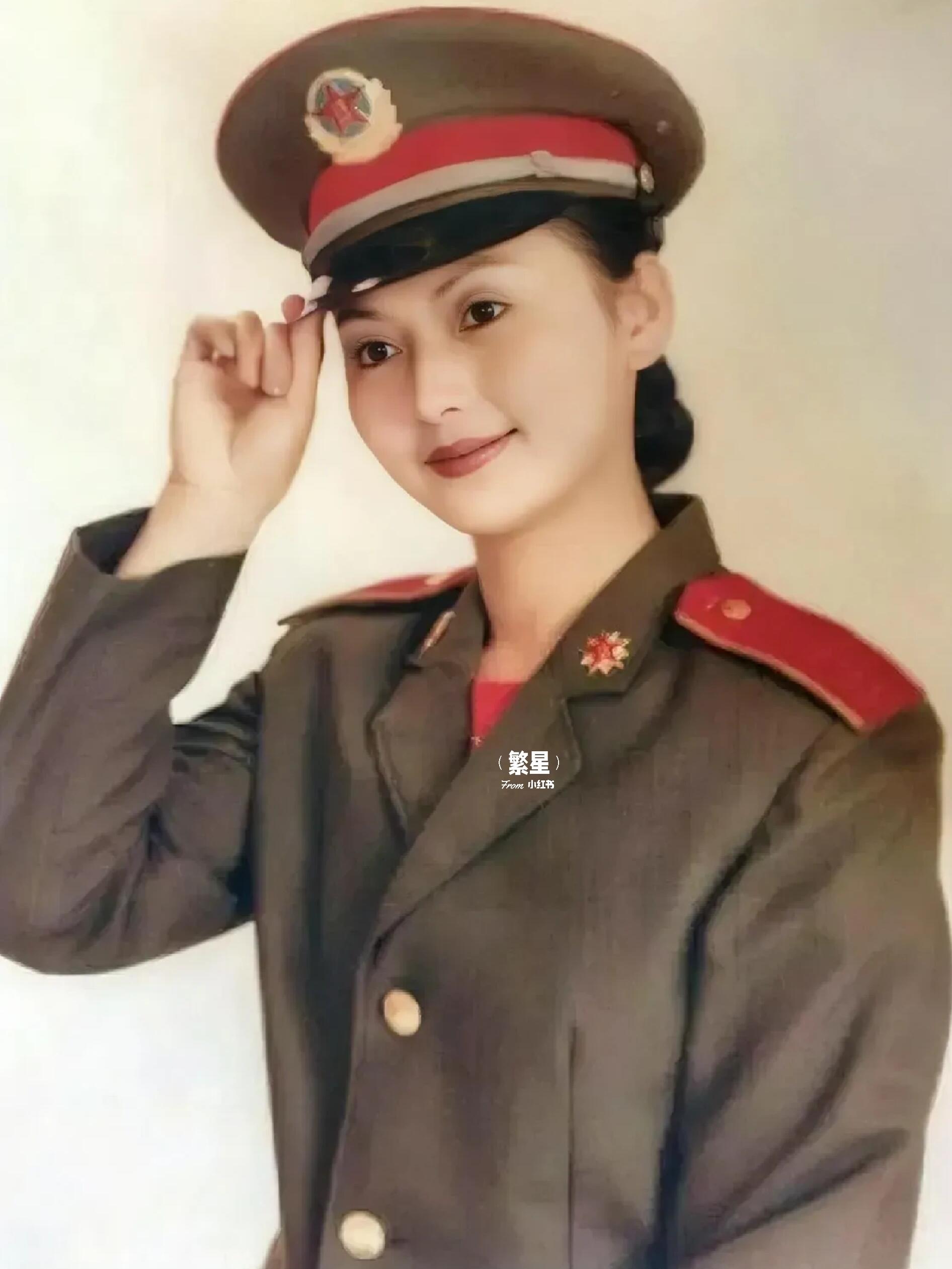 她她她的少女时代(她她她的少女时代百度百科)
