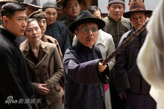 兵临村下电视剧(兵临村下电视剧免费播放手机版)