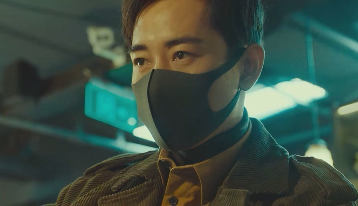 八月未央在线观看完整版(八月未央在线观看策驰)