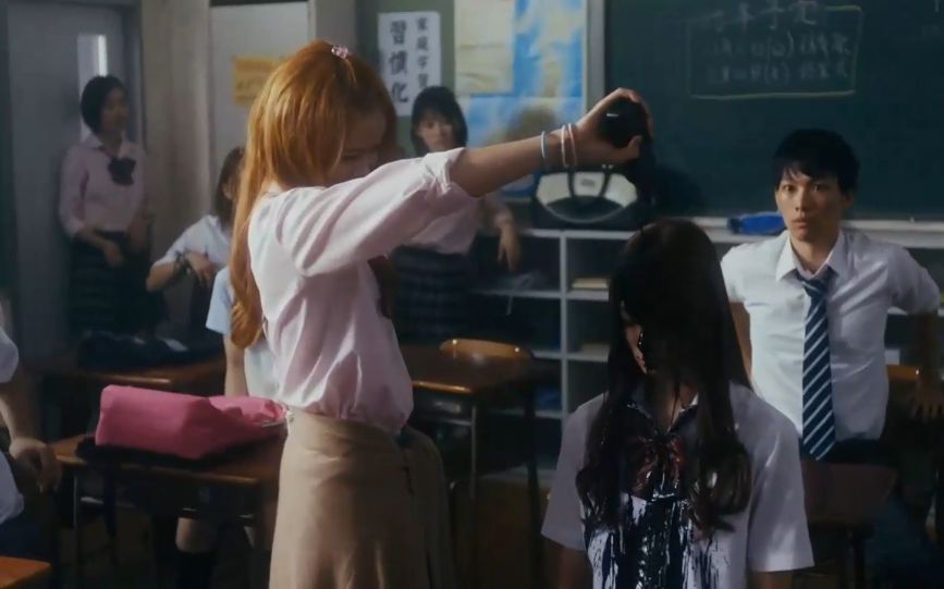 伤痕累累的恶魔(伤痕累累的恶魔电影免费观看完整版爱奇艺)