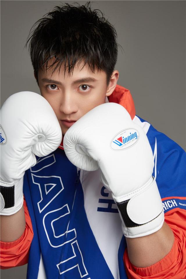 飞行少年电视剧(飞行少年电视剧免费观看完整版)