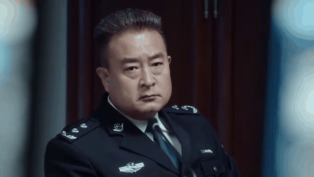 警察锅哥第一季免费全集(警察锅哥第一季免费全集 视频)