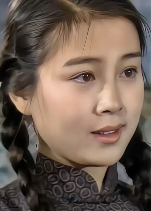 电影不扣纽的女孩(不扣纽扣的 女孩)