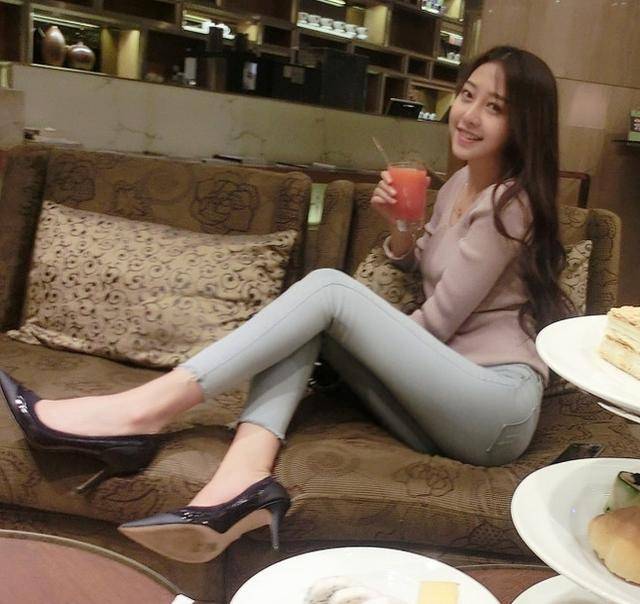 我邻居的老婆(我邻居的老婆电视剧在线观看)